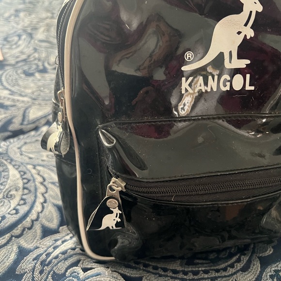 Rare vintage Kangol black patent leather 90’s backpack. Very good condition - Picture 3 of 4